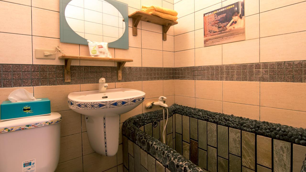 Shankou Hotspring Hotel Цзяосі Екстер'єр фото